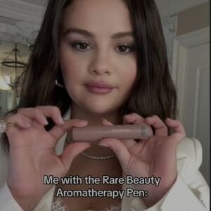 🌟🧚‍♀️Rare Beauty Find Comfort Aromatherapy Pen NWT